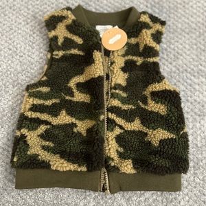 Mud Pie Camo Vest 12-18m